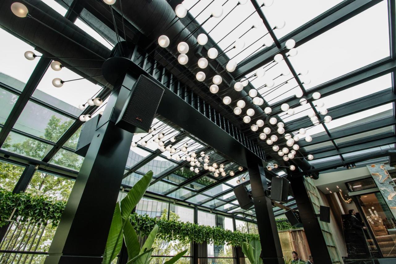 The Crown Boutique Hotel & Spa Tirana Kültér fotó